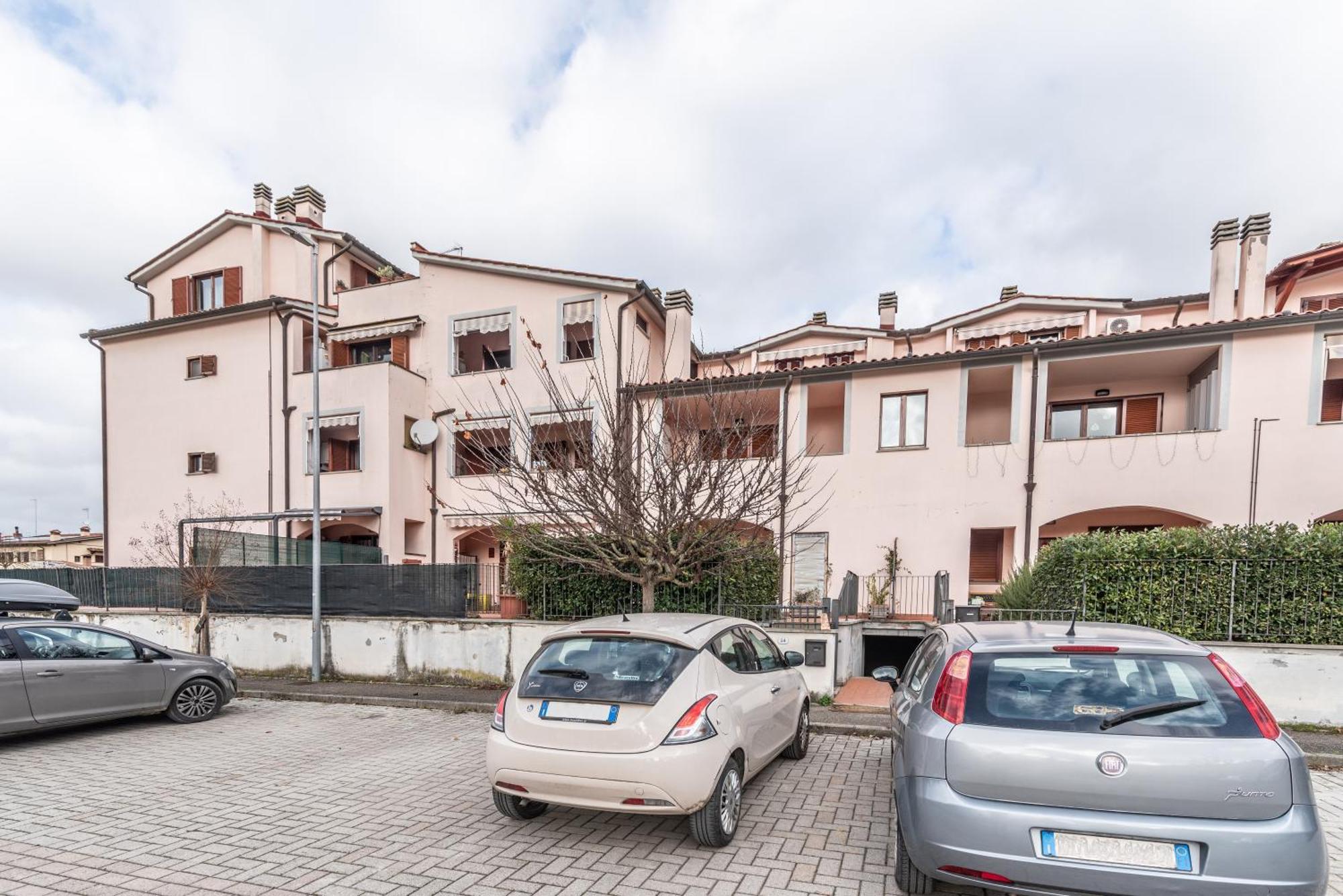 Via Della Musica Apartment Vicchio Bagian luar foto