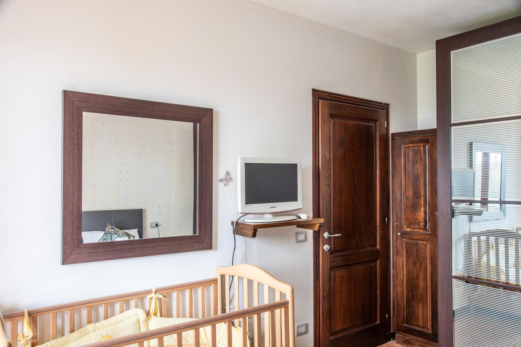 Via Della Musica Apartment Vicchio Bagian luar foto